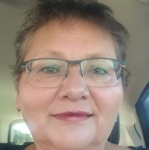 Meet your Posher, Shelley